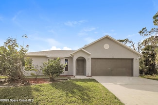 722 Hartford Ave SW, Palm Bay, FL 32908