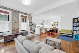 24-75 38th St Unit D7/D8, Long Island City, NY 11101