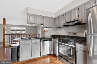 2004 Aliceanna St, Baltimore, MD 21231