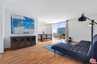 100 S Doheny Dr Unit 710, Los Angeles, CA 90048
