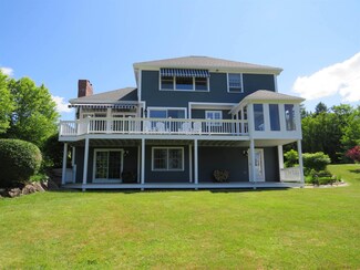 14 Iroquois Path, Bristol, NH 03222