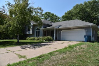 23010 Henna Ave N, Forest Lake, MN 55025