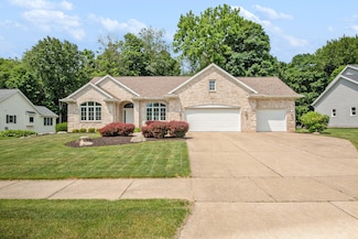3801 Hillside Dr, Hudsonville, MI 49426
