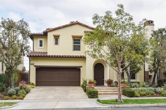 35 Climbing Vine, Irvine, CA 92603