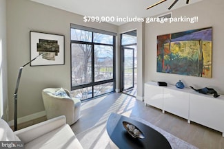 525 Water St SW Unit 319, Washington, DC 20024