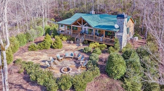 386 Preserve Valley Rd, Topton, NC 28781