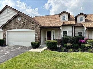 5719 Gateway Ln Unit K1102, Brookpark, OH 44142