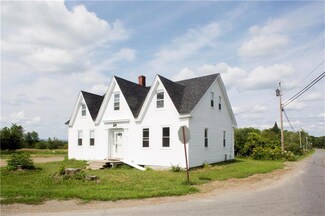 534 Ledge Hill Rd, Corinth, ME 04427
