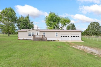 9690 Erbie Cutoff Rd, Harrison, AR 72601