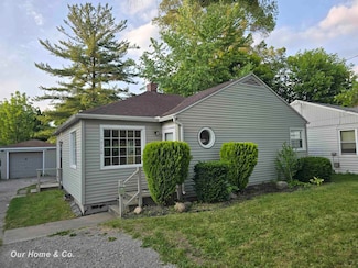 1716 Sycamore St, Saginaw, MI 48602