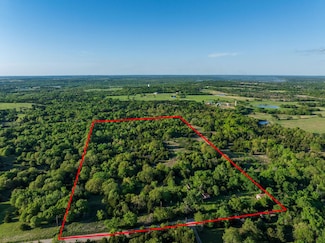 2 W 71st St S, Oilton, OK 74030