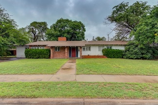 3608 27th St, Lubbock, TX 79410