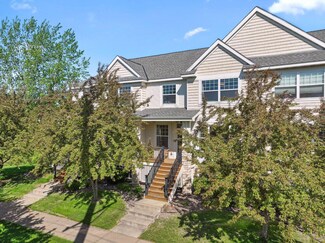 4383 Victor Path Unit 2, Hugo, MN 55038
