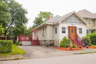 135 Puritan Ave, Worcester, MA 01604