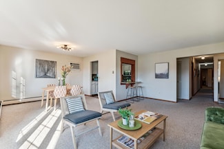4516 Highway 7 Unit 1, Saint Louis Park, MN 55416