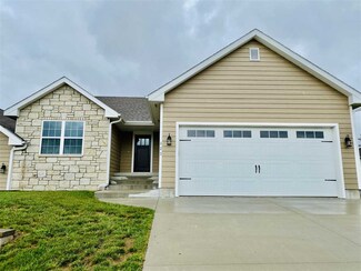 823 Spellman Cir, Clay Center, KS 67432