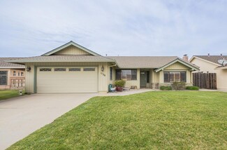 1120 Loyola Dr, Salinas, CA 93901