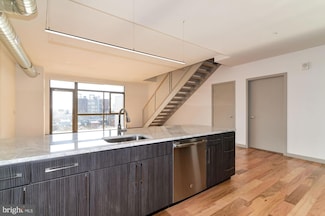 1125 Sansom St Unit 2B-622, Philadelphia, PA 19107