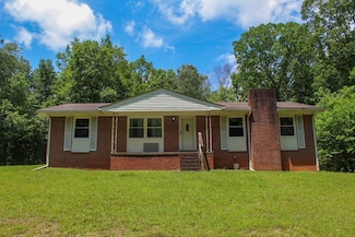 1722 Ball Ave, Dalton, GA 30720