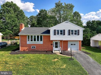 3405 Harwood Dr, Harrisburg, PA 17111
