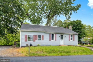 58 Mount Airy Rd, New Providence, PA 17560