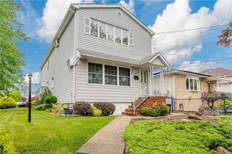 209 King St, Staten Island, NY 10308
