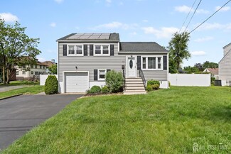 315 D St, Middlesex, NJ 08846