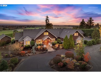 2945 SW Homesteader Rd, West Linn, OR 97068