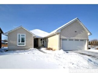 2083 2083 Division St N, North St. Paul, MN 55109