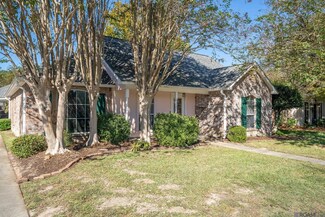 1356 Woodlong Dr, Baton Rouge, LA 70816