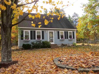 6 Tower Cir, Concord, NH 03303