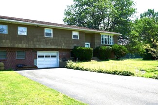 107 Orchard Mills Rd, Claverack, NY 12513