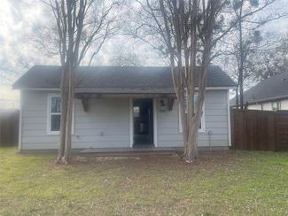 328 S Main St, Cedar Hill, TX 75104