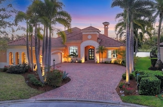 7327 Greystone St, Lakewood Ranch, FL 34202