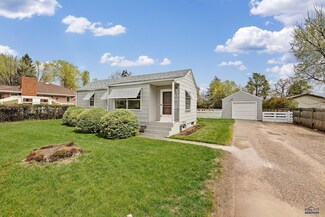 306 S Canyon Rd, Rapid City, SD 57702