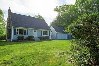 422 Deerpath Ln, Pembroke, NH 03275
