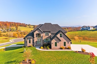 2640 Huntington Springs Dr, Harrisonburg, VA 22801