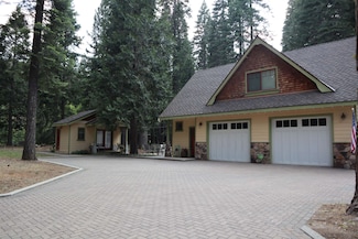 261 Chinkapin Ln, Meadow Valley, CA 95956