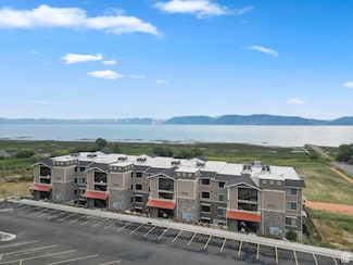 35 E 150 S Unit 301B, Garden City, UT 84028