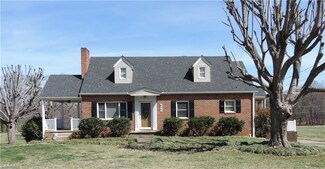 527 S Main St, Dobson, NC 27017