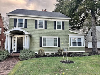 17 Pleasant St, Utica, NY 13501