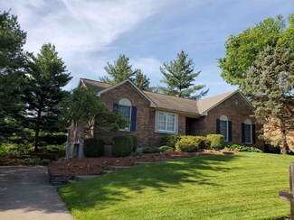 2801 Deerfield Dr, Villa Hills, KY 41017