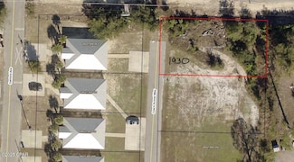 1930 Coach Scovel Way, Panama City, FL 32405