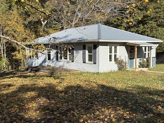 1580 Old Airport Rd, Nunnelly, TN 37137