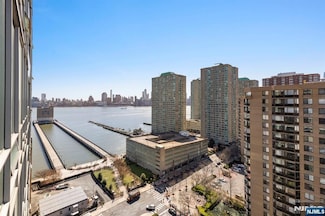 20 Newport Pkwy Unit 2103, Jersey City, NJ 07310