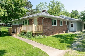 3657 N Ridge Rd, Port Clinton, OH 43452