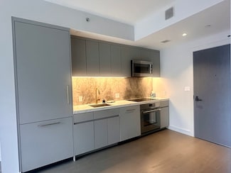 55 Lagrange St Unit 1108, Boston, MA 02116