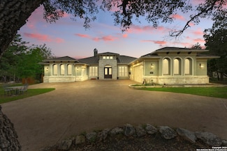 2350 Geneseo Oaks, New Braunfels, TX 78132