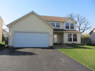 100 Dickens Trail Unit 3, Elgin, IL 60120