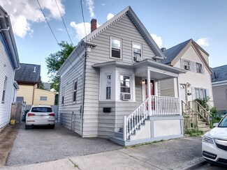 13 Logan St, Lynn, MA 01902